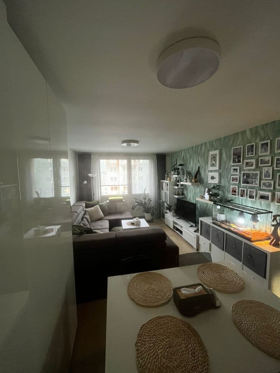 Predaj bytu 3-izbový 72 m², Břeclavská, Plzeň, Plzeňský kraj Predaj bytu 3-izbový 72 m², Břeclavská, Plzeň, Plzeňský kraj