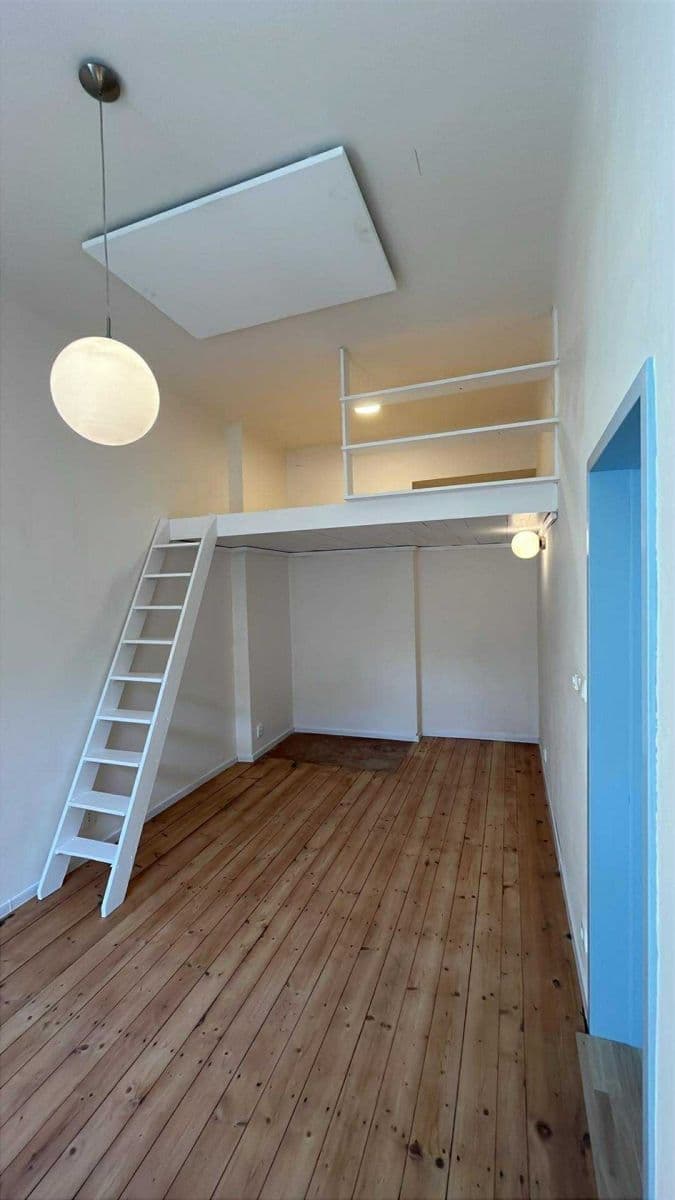 Prenájom bytu 2-izbový 42 m², Rostislavova, Praha, Praha Prenájom bytu 2-izbový 42 m², Rostislavova, Praha, Praha