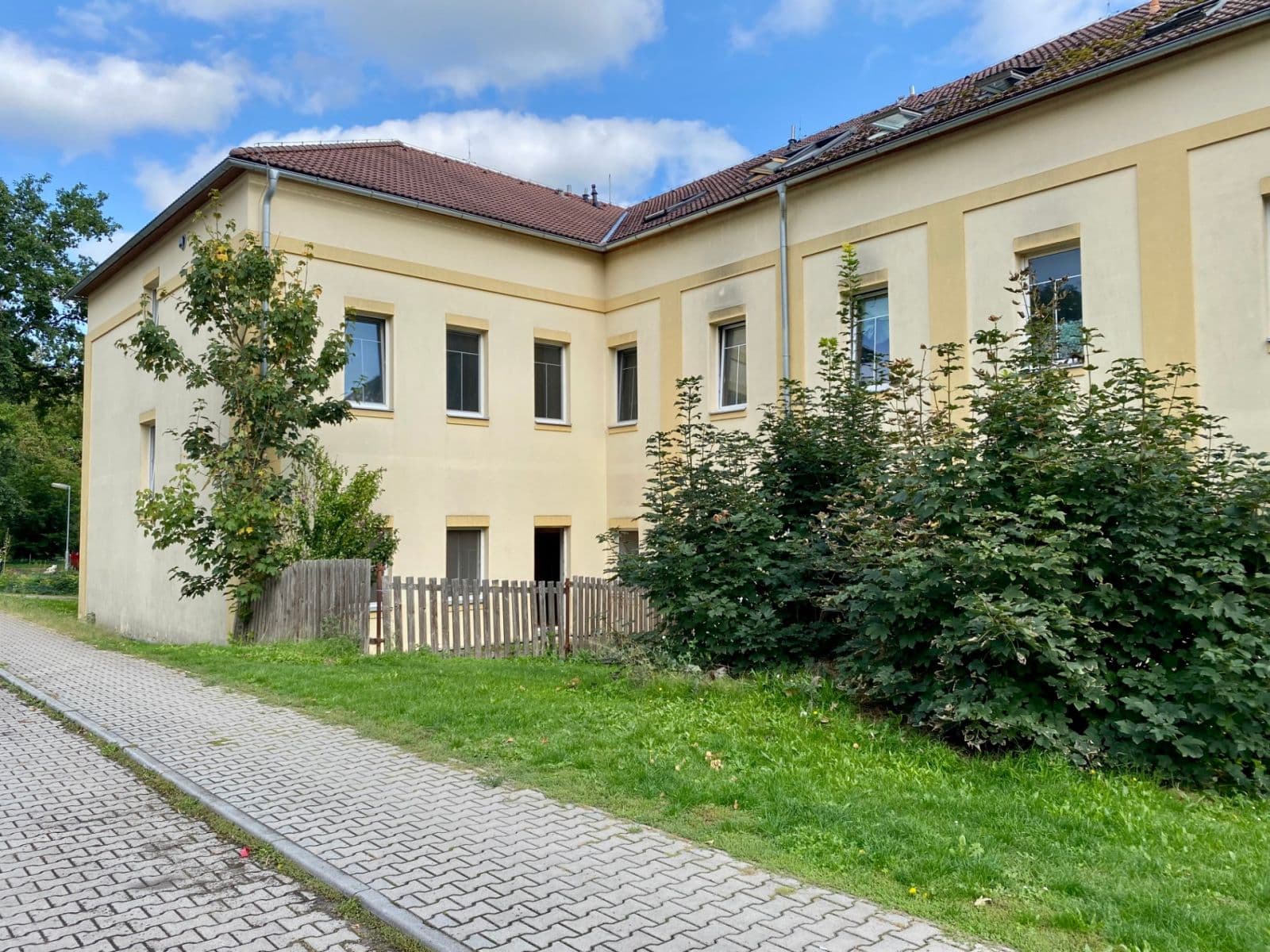 Predaj bytu 2-izbový 60 m², Rakouská, Milovice, Středočeský kraj Predaj bytu 2-izbový 60 m², Rakouská, Milovice, Středočeský kraj