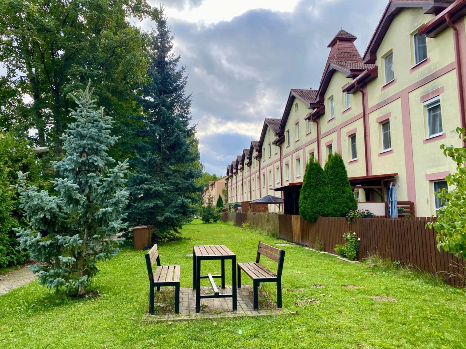 Predaj bytu 2-izbový 60 m², Rakouská, Milovice, Středočeský kraj Predaj bytu 2-izbový 60 m², Rakouská, Milovice, Středočeský kraj