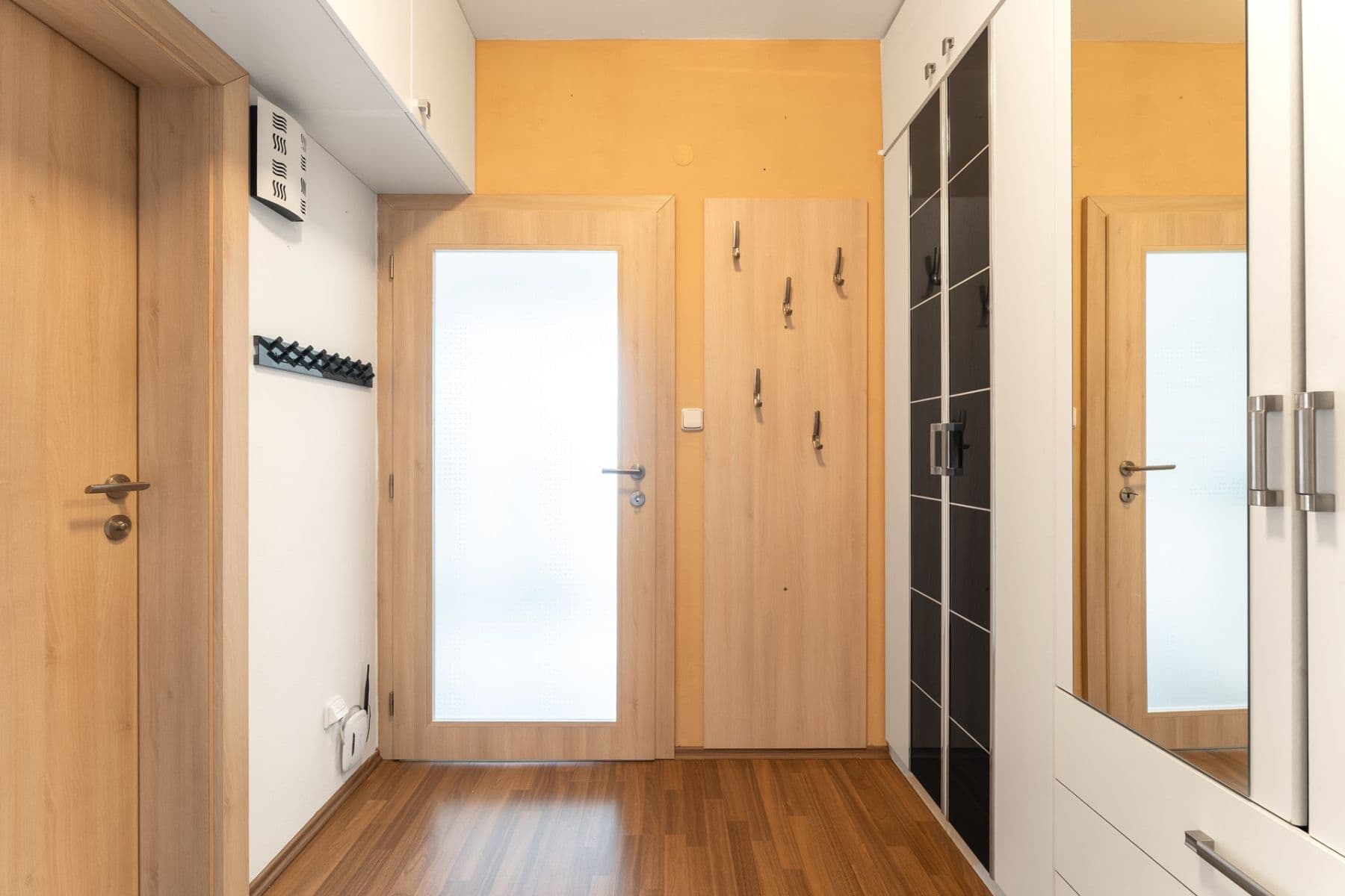 Predaj bytu 1-izbový 37 m², Holubice, Jihomoravský kraj Predaj bytu 1-izbový 37 m², Holubice, Jihomoravský kraj