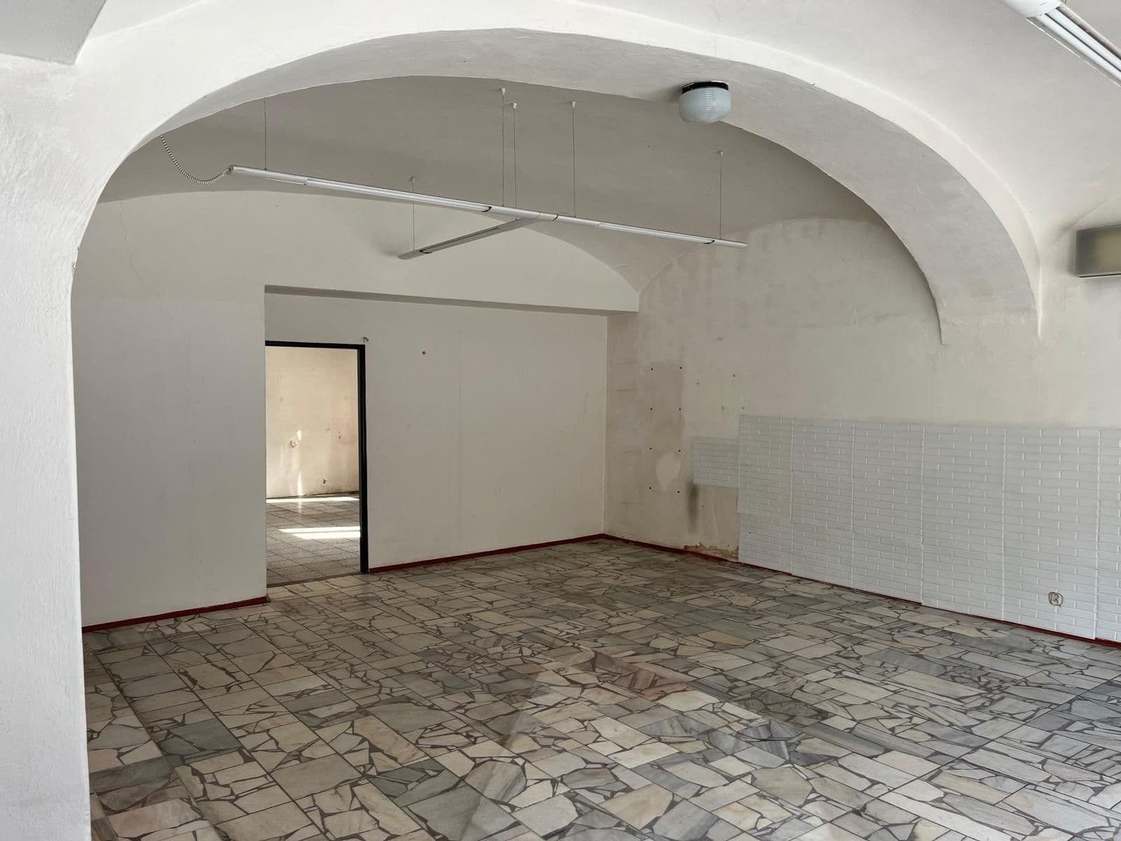 Predaj nebytového priestoru 360 m², náměstí T. G. Masaryka, Veselí nad Lužnicí, Jihočeský kraj Predaj nebytového priestoru 360 m², náměstí T. G. Masaryka, Veselí nad Lužnicí, Jihočeský kraj