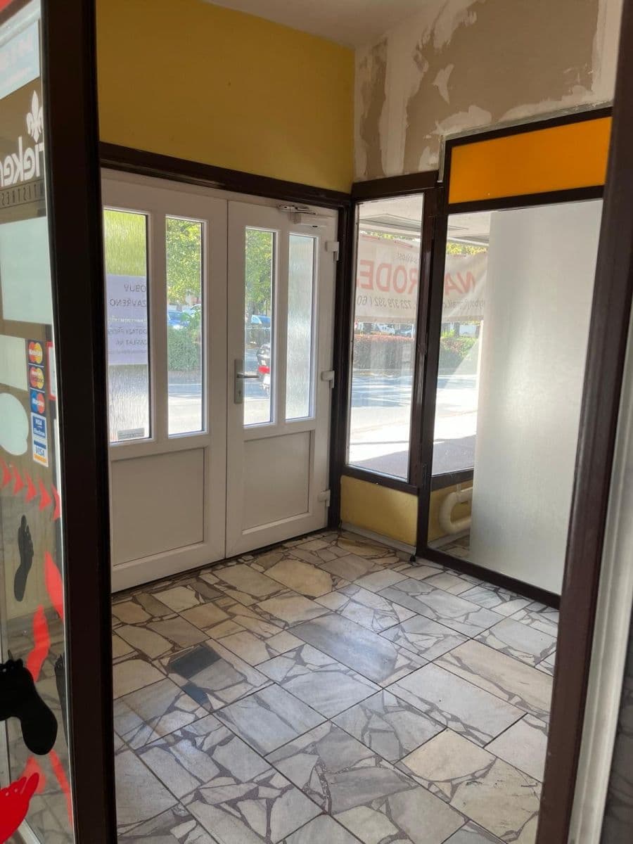 Predaj nebytového priestoru 360 m², náměstí T. G. Masaryka, Veselí nad Lužnicí, Jihočeský kraj Predaj nebytového priestoru 360 m², náměstí T. G. Masaryka, Veselí nad Lužnicí, Jihočeský kraj