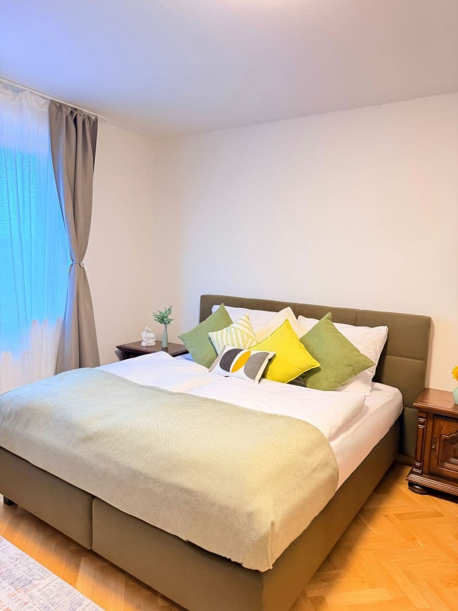 Prenájom bytu 107 m², Do Chuchle, Praha, Praha Prenájom bytu 107 m², Do Chuchle, Praha, Praha