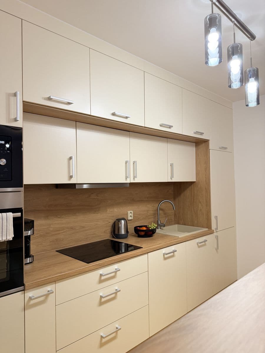 Prenájom bytu 107 m², Do Chuchle, Praha, Praha Prenájom bytu 107 m², Do Chuchle, Praha, Praha