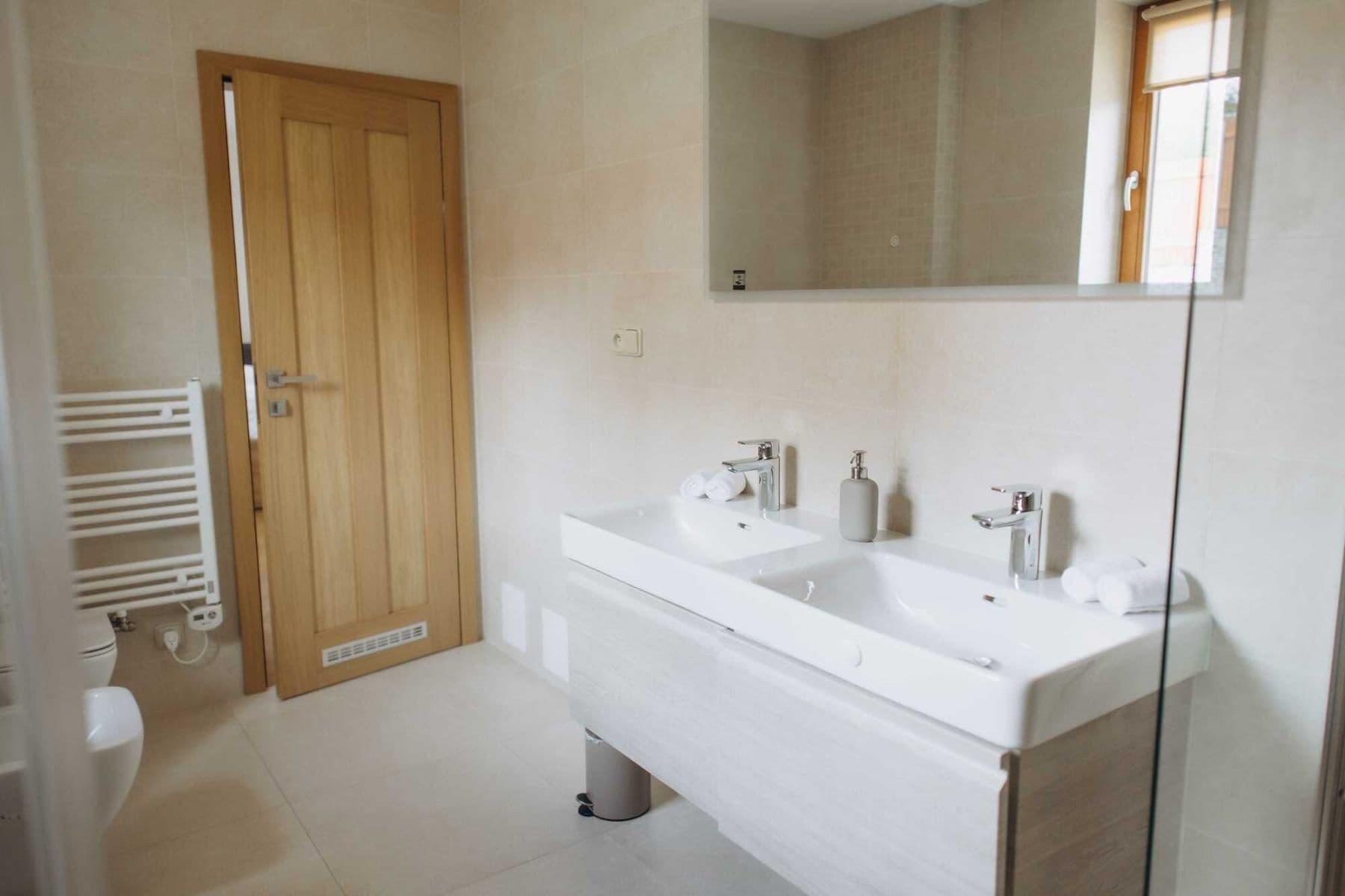 Prenájom bytu 117 m², Do Chuchle, Praha, Praha Prenájom bytu 117 m², Do Chuchle, Praha, Praha