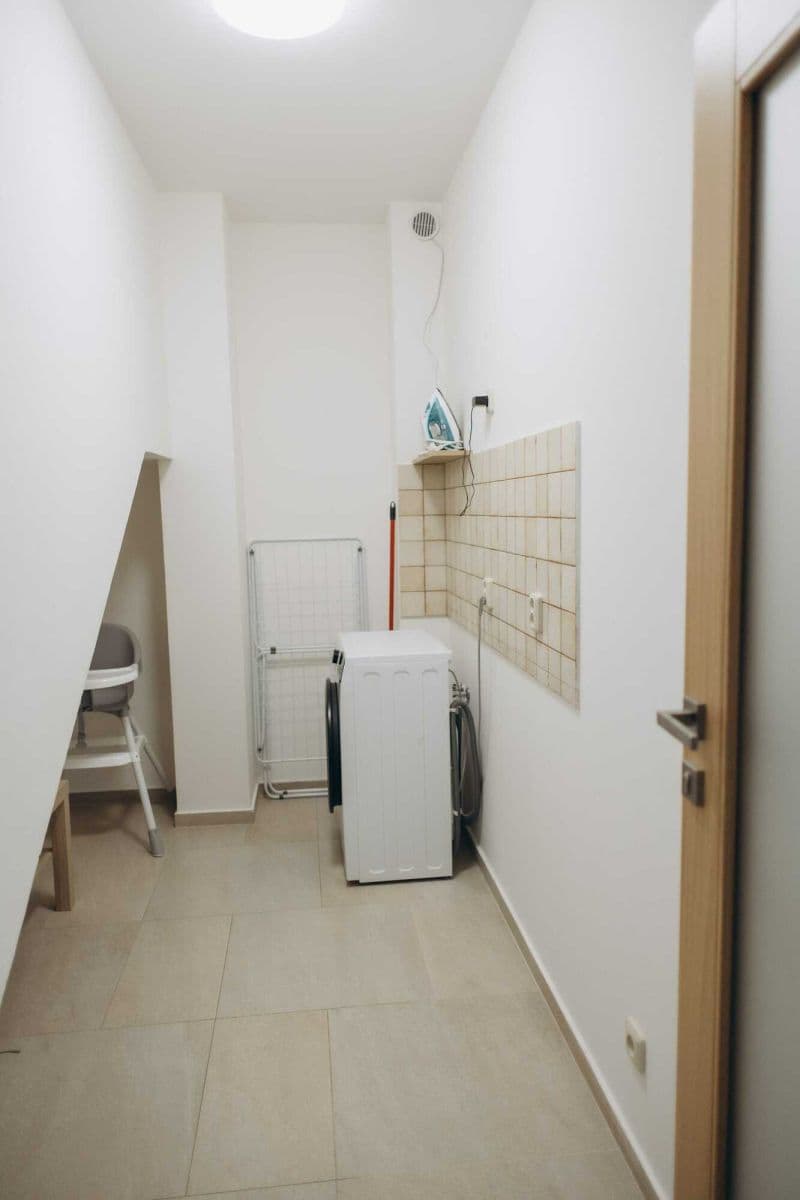 Prenájom bytu 117 m², Do Chuchle, Praha, Praha Prenájom bytu 117 m², Do Chuchle, Praha, Praha