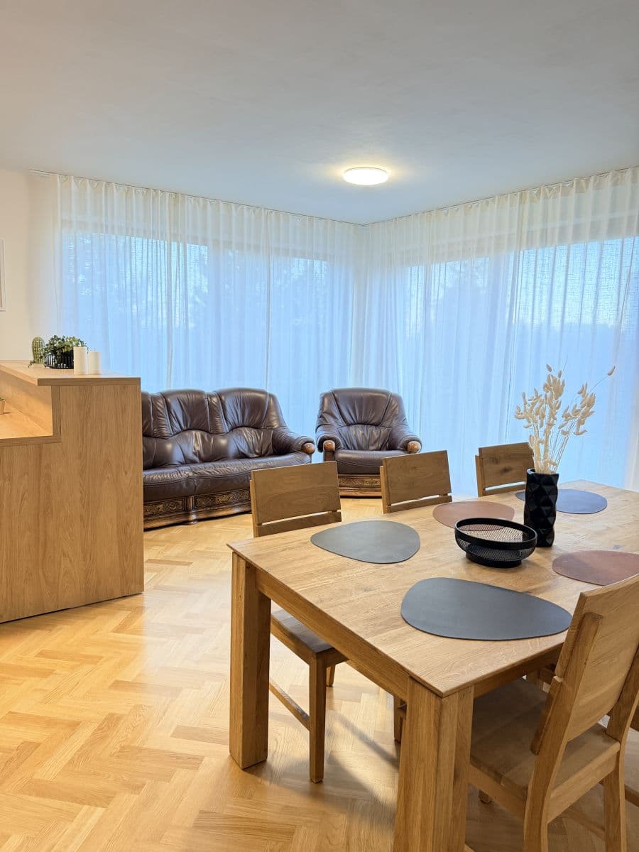 Prenájom bytu 116 m², Do Chuchle, Praha, Praha Prenájom bytu 116 m², Do Chuchle, Praha, Praha