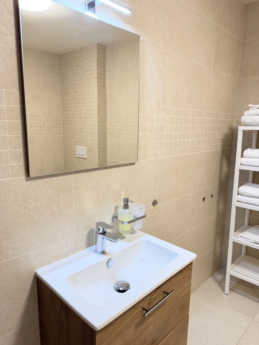 Prenájom bytu 116 m², Do Chuchle, Praha, Praha Prenájom bytu 116 m², Do Chuchle, Praha, Praha