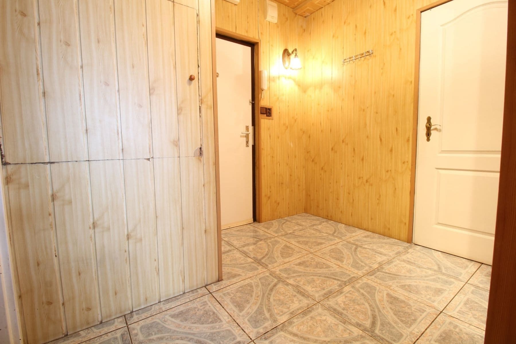 Prenájom bytu 3-izbový 70 m², Kukelská, Praha, Praha Prenájom bytu 3-izbový 70 m², Kukelská, Praha, Praha