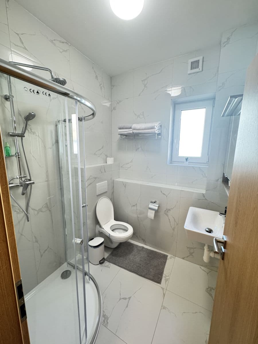 Prenájom bytu 31 m², Zbraslavská, Praha, Praha Prenájom bytu 31 m², Zbraslavská, Praha, Praha