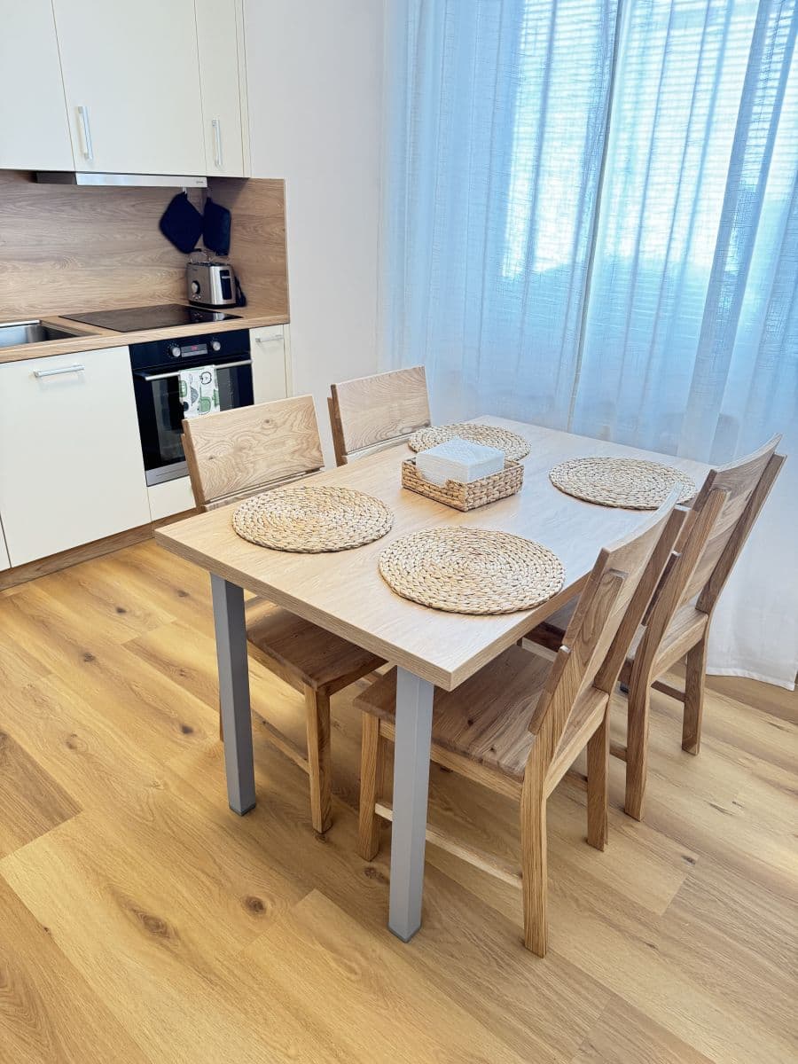 Prenájom bytu 31 m², Zbraslavská, Praha, Praha Prenájom bytu 31 m², Zbraslavská, Praha, Praha