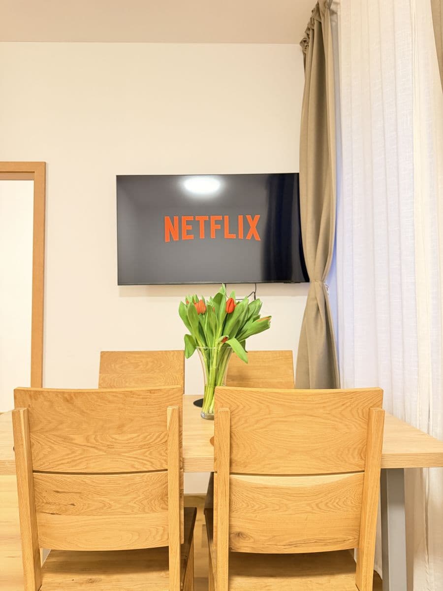 Prenájom bytu 43 m², Zbraslavská, Praha, Praha Prenájom bytu 43 m², Zbraslavská, Praha, Praha