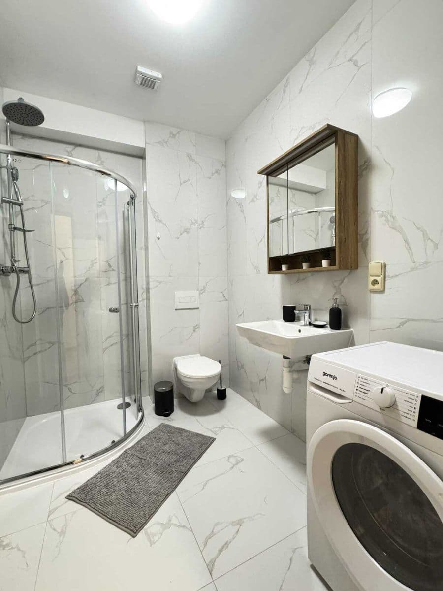 Prenájom bytu 34 m², Zbraslavská, Praha, Praha Prenájom bytu 34 m², Zbraslavská, Praha, Praha