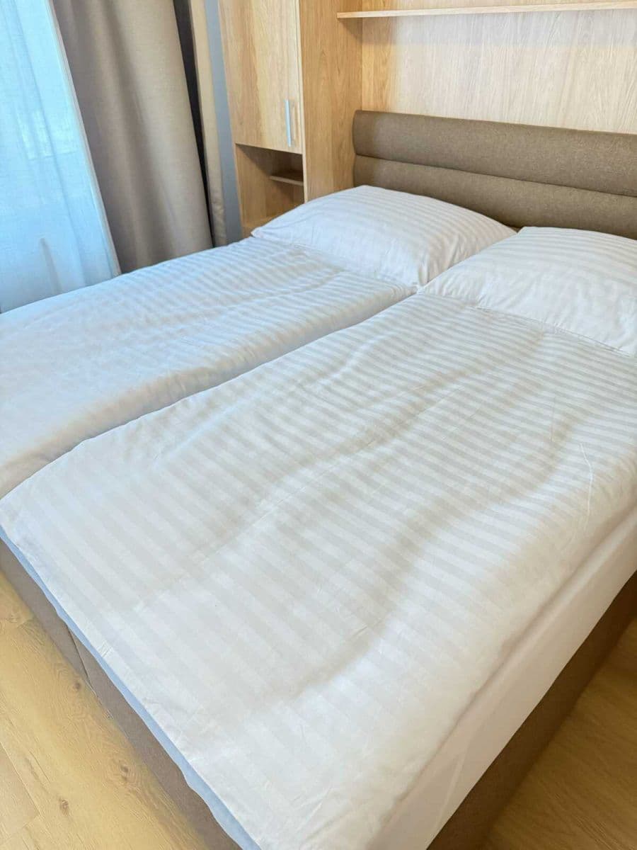 Prenájom bytu 34 m², Zbraslavská, Praha, Praha Prenájom bytu 34 m², Zbraslavská, Praha, Praha