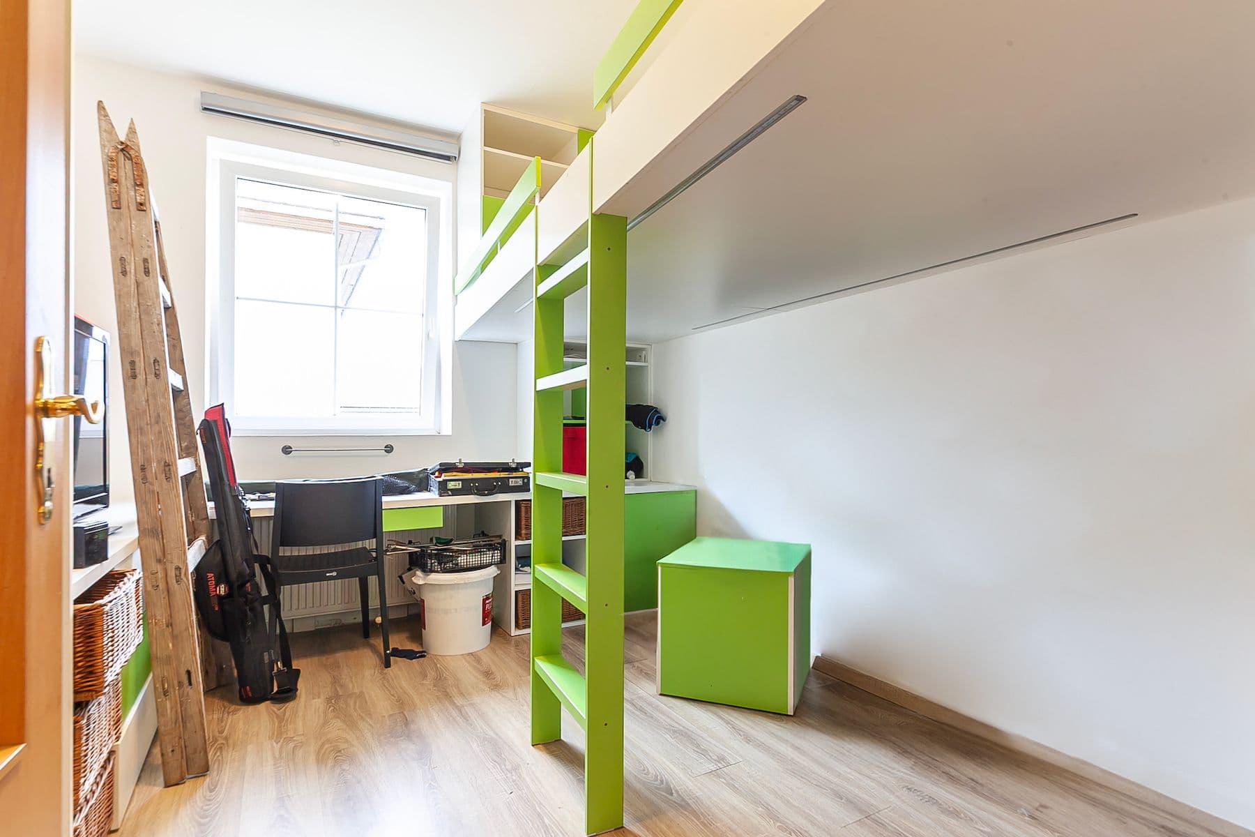 Predaj bytu 4-izbový 116 m², Břežany II, Středočeský kraj Predaj bytu 4-izbový 116 m², Břežany II, Středočeský kraj