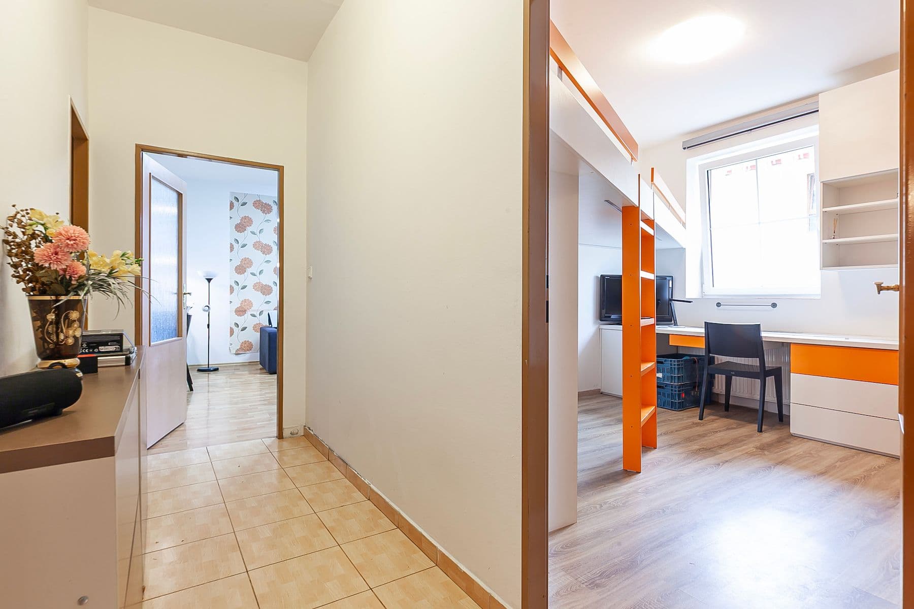 Predaj bytu 4-izbový 116 m², Břežany II, Středočeský kraj Predaj bytu 4-izbový 116 m², Břežany II, Středočeský kraj