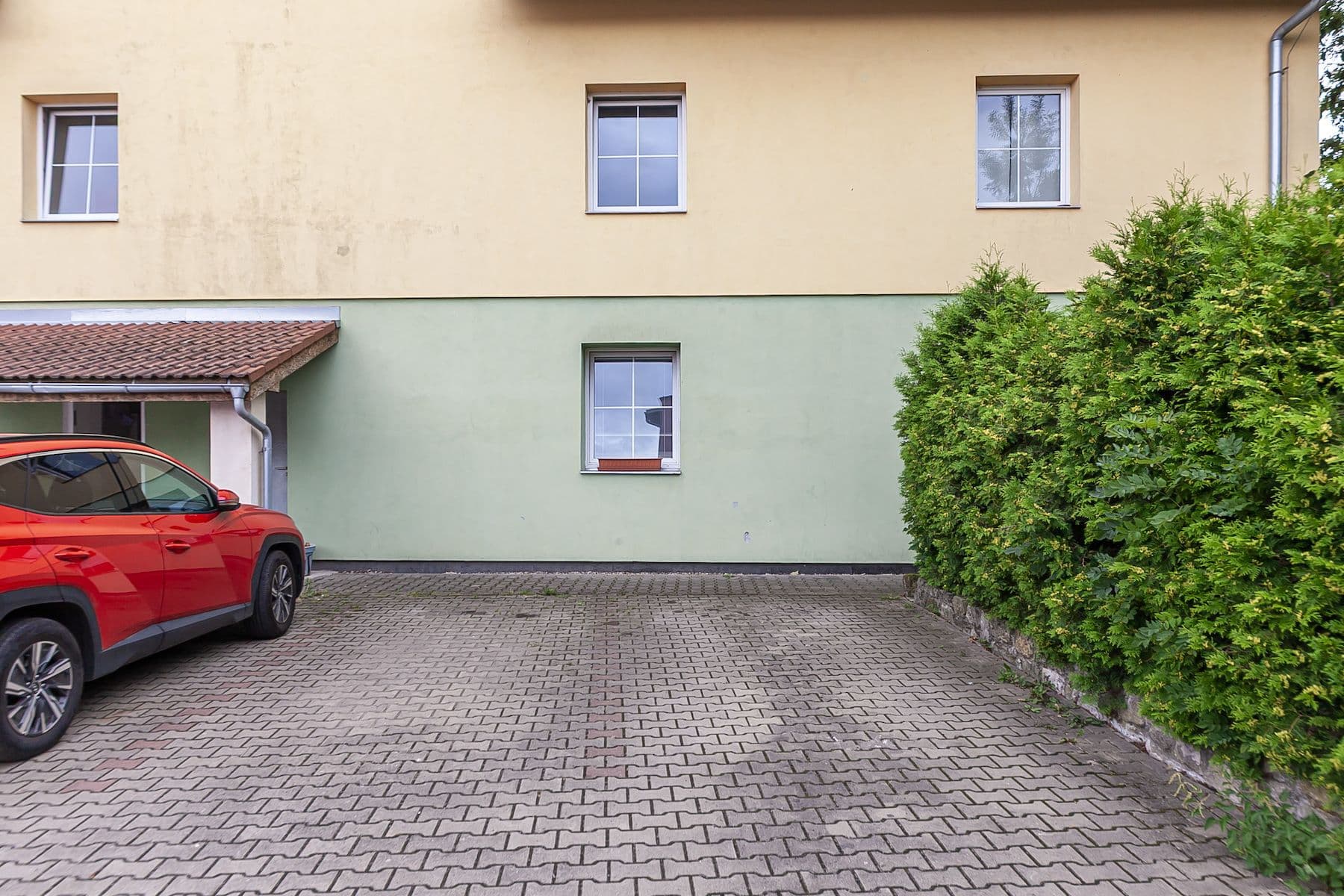 Predaj bytu 4-izbový 116 m², Břežany II, Středočeský kraj Predaj bytu 4-izbový 116 m², Břežany II, Středočeský kraj