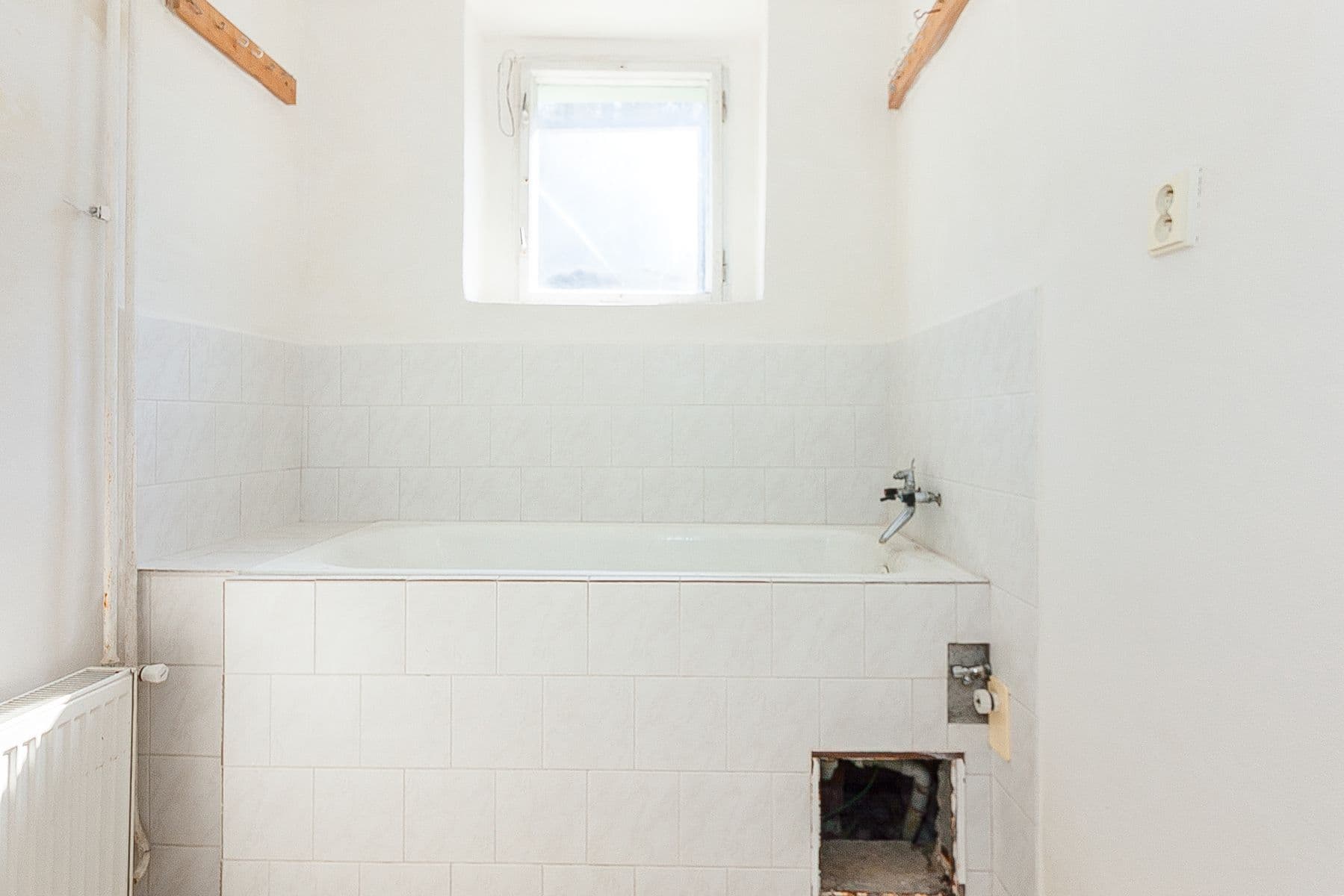 Predaj domu 200 m², pozemek 200 m², K Podmoráni, Úholičky, Středočeský kraj Predaj domu 200 m², pozemek 200 m², K Podmoráni, Úholičky, Středočeský kraj