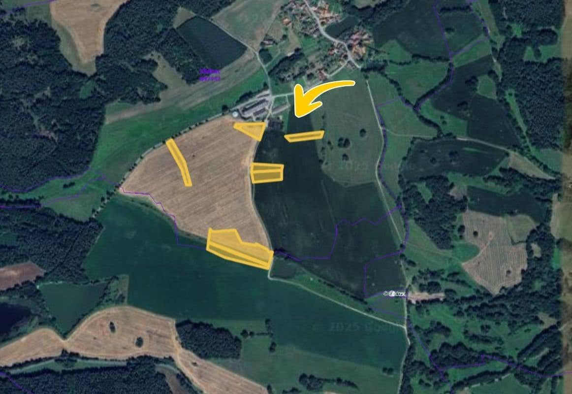 Predaj pozemku 10.992 m², Hrazany, Jihočeský kraj Predaj pozemku 10.992 m², Hrazany, Jihočeský kraj