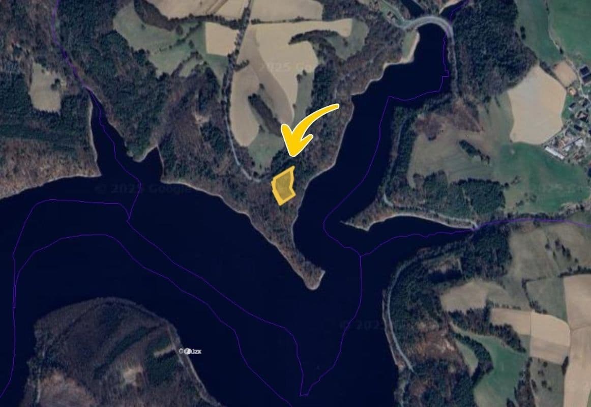 Predaj pozemku 5.200 m², Chlum-Korouhvice, Kraj Vysočina Predaj pozemku 5.200 m², Chlum-Korouhvice, Kraj Vysočina