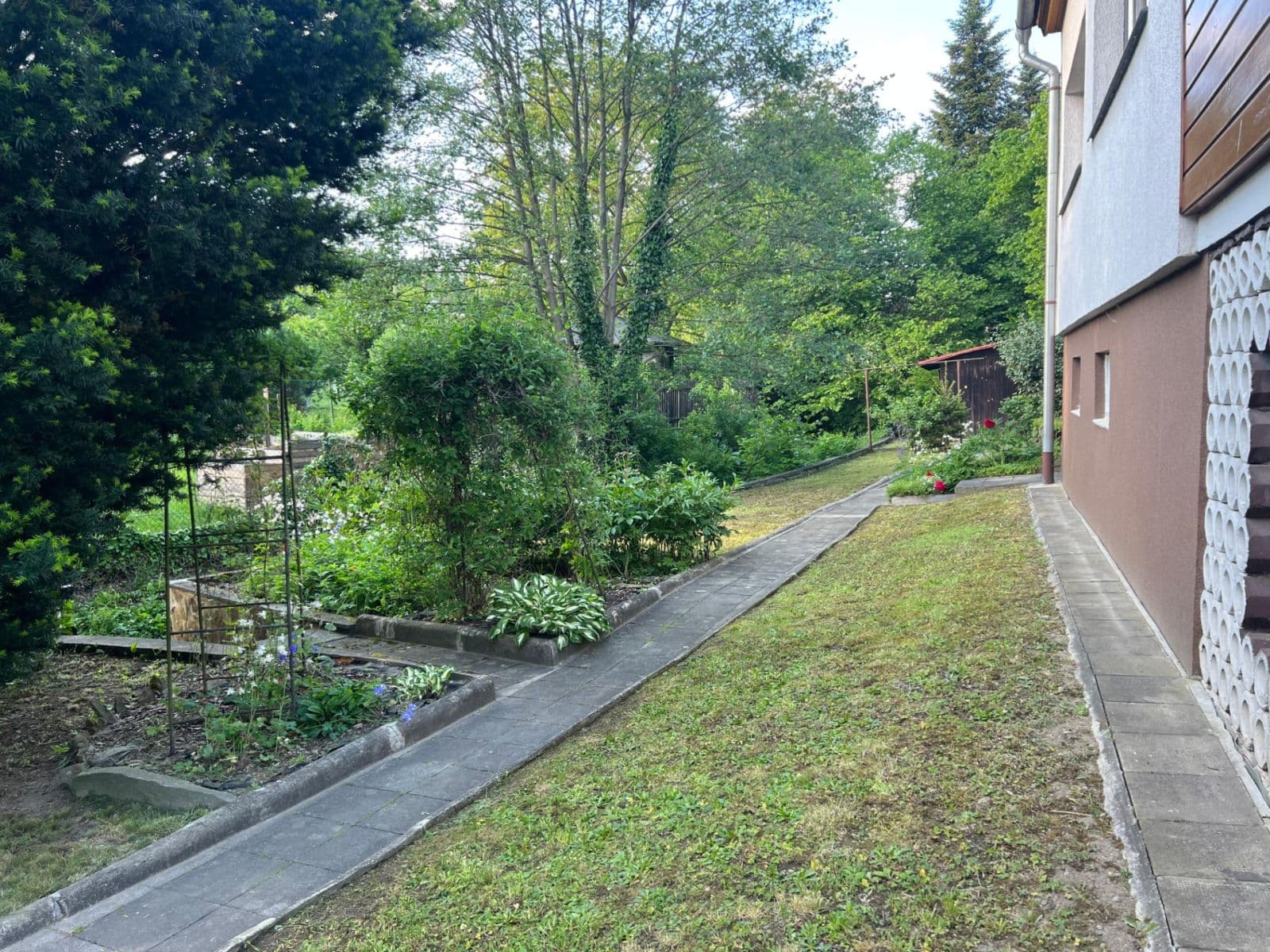 Predaj rekreačného objektu 60 m², pozemek 1.131 m², Horní Lhota, Moravskoslezský kraj Predaj rekreačného objektu 60 m², pozemek 1.131 m², Horní Lhota, Moravskoslezský kraj