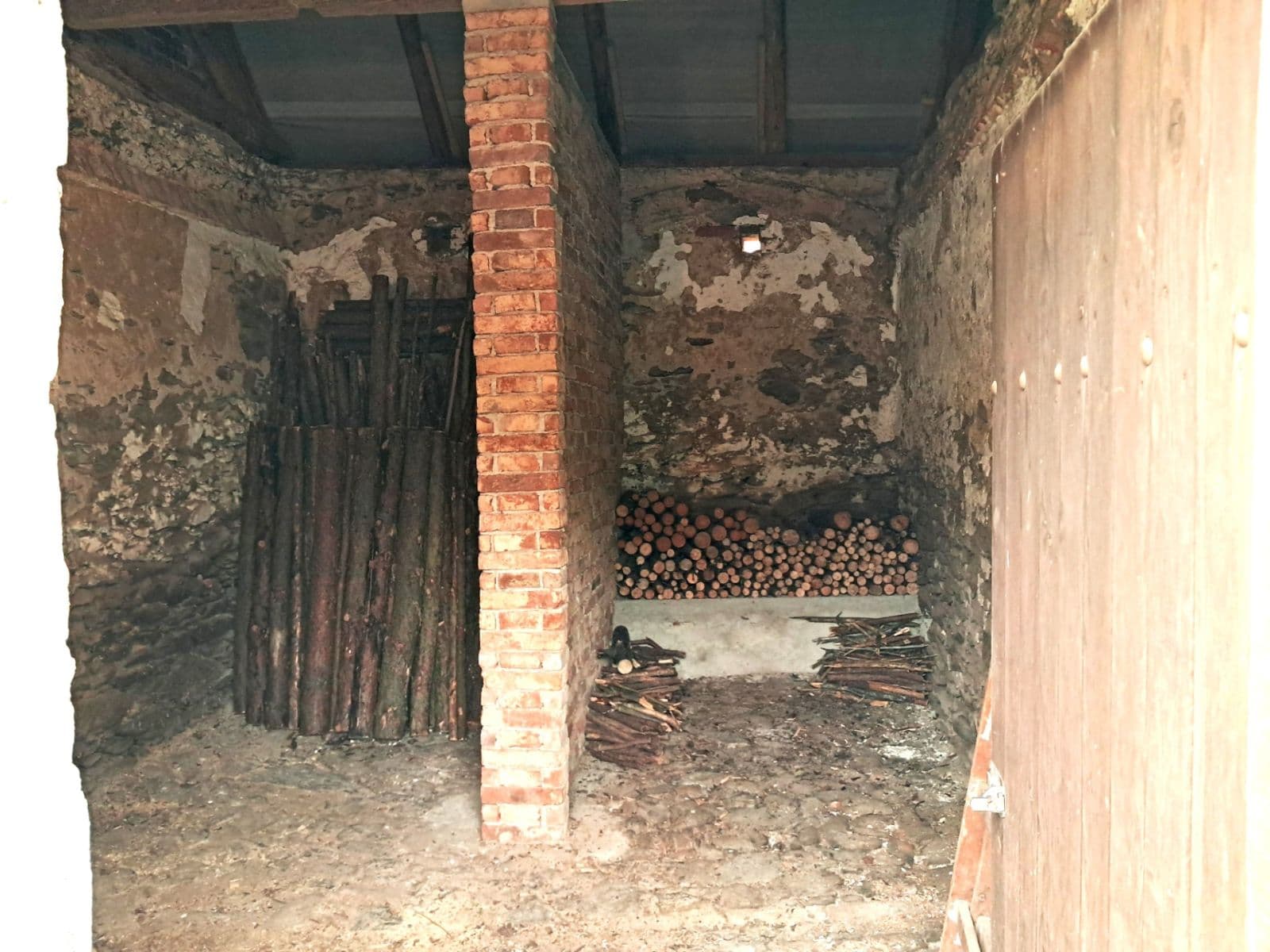 Predaj rekreačného objektu 105 m², pozemek 360 m², Vlastec, Jihočeský kraj Predaj rekreačného objektu 105 m², pozemek 360 m², Vlastec, Jihočeský kraj