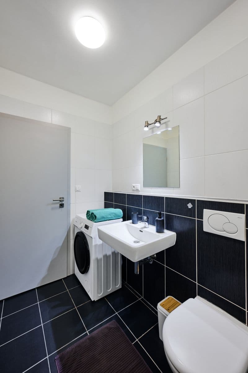 Prenájom bytu 30 m², Mostecká, Praha, Praha Prenájom bytu 30 m², Mostecká, Praha, Praha