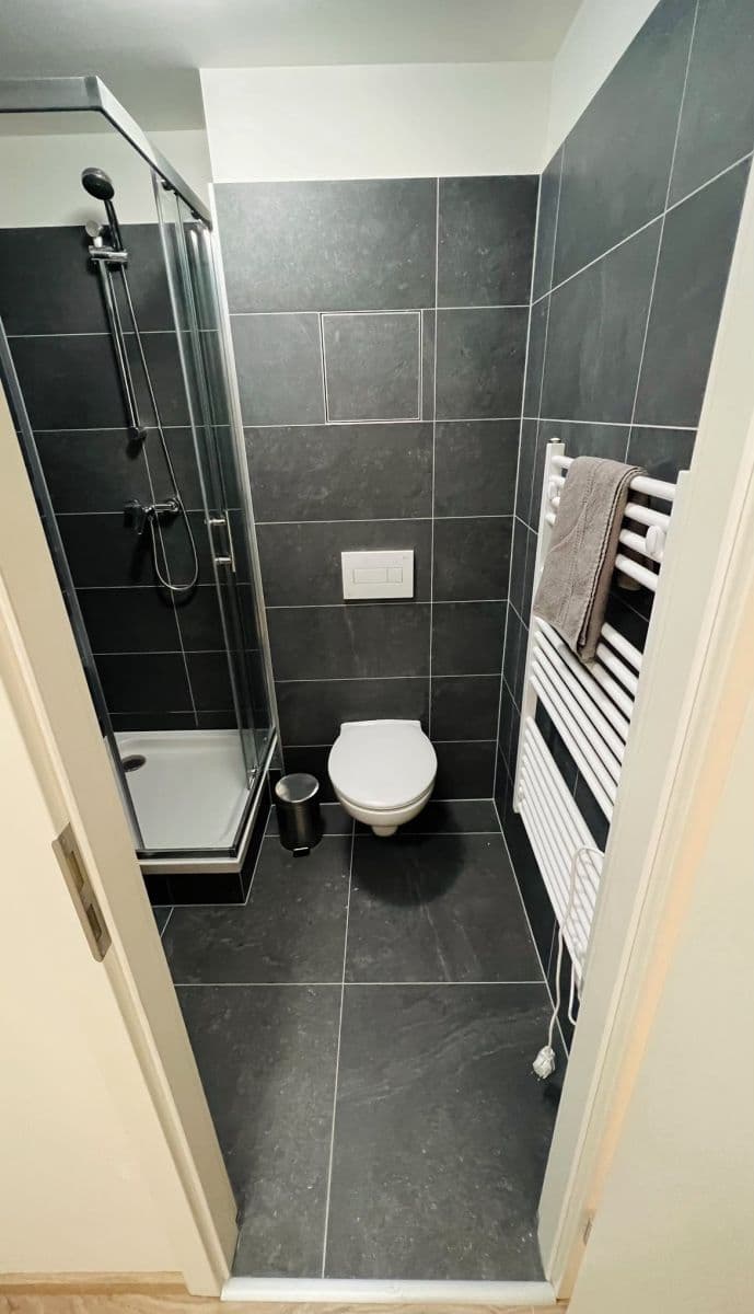 Prenájom bytu 22 m², Kubánské náměstí, Praha, Praha Prenájom bytu 22 m², Kubánské náměstí, Praha, Praha