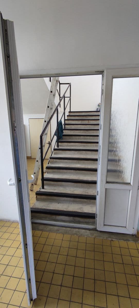 Prenájom nebytového priestoru 100 m², Pekárenská, Most, Ústecký kraj Prenájom nebytového priestoru 100 m², Pekárenská, Most, Ústecký kraj