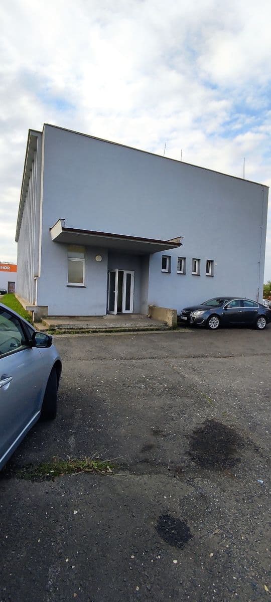 Prenájom nebytového priestoru 100 m², Pekárenská, Most, Ústecký kraj Prenájom nebytového priestoru 100 m², Pekárenská, Most, Ústecký kraj