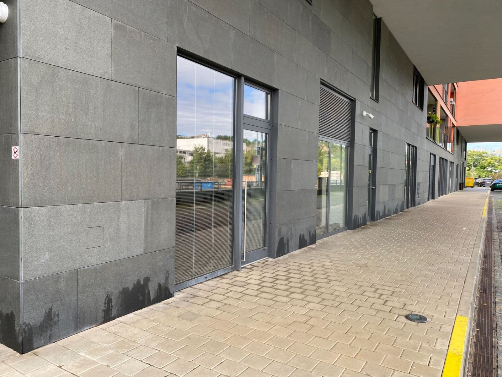 Predaj nebytového priestoru 45 m², V Přístavu, Praha, Praha Predaj nebytového priestoru 45 m², V Přístavu, Praha, Praha