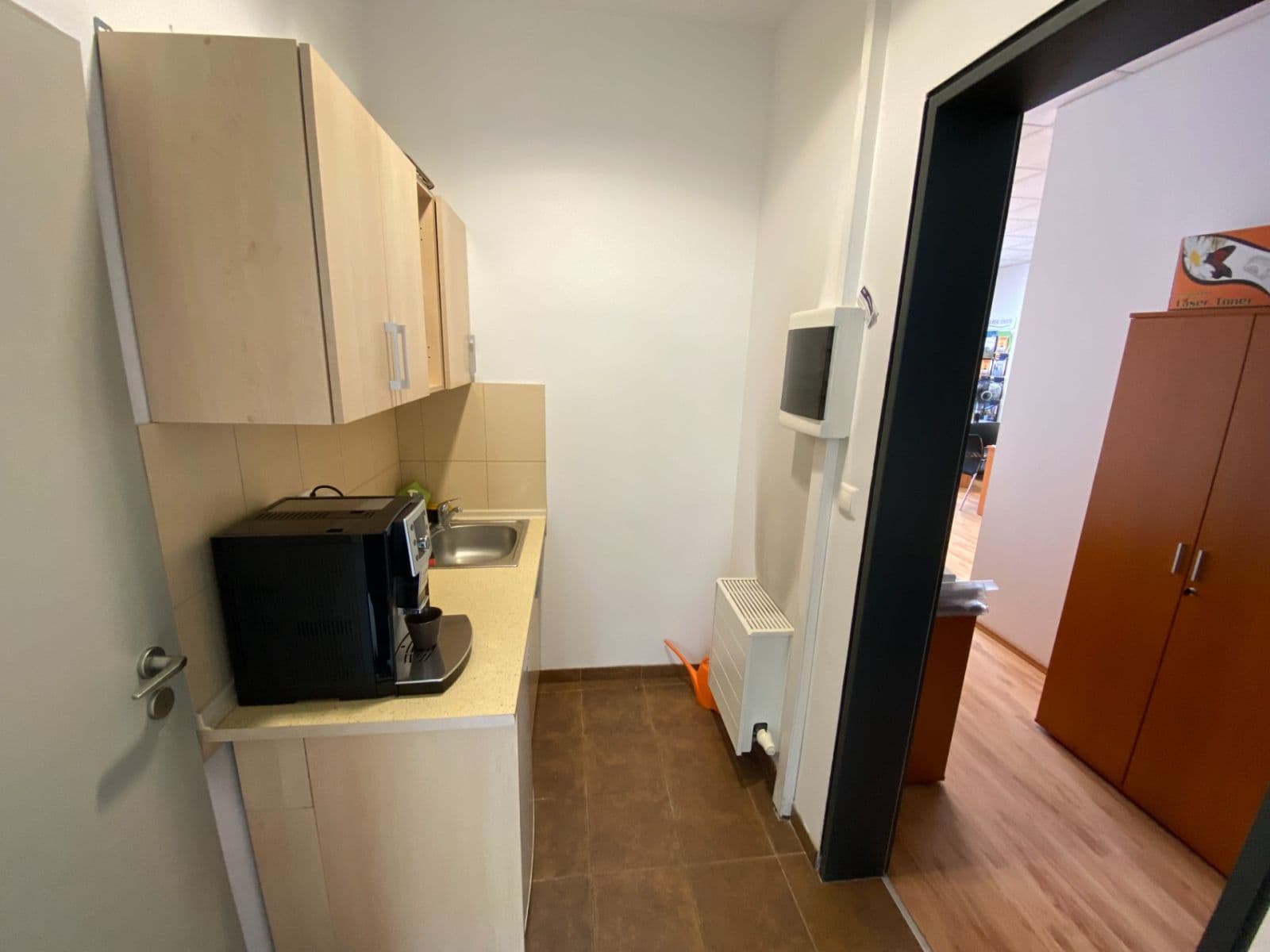 Predaj nebytového priestoru 45 m², V Přístavu, Praha, Praha Predaj nebytového priestoru 45 m², V Přístavu, Praha, Praha
