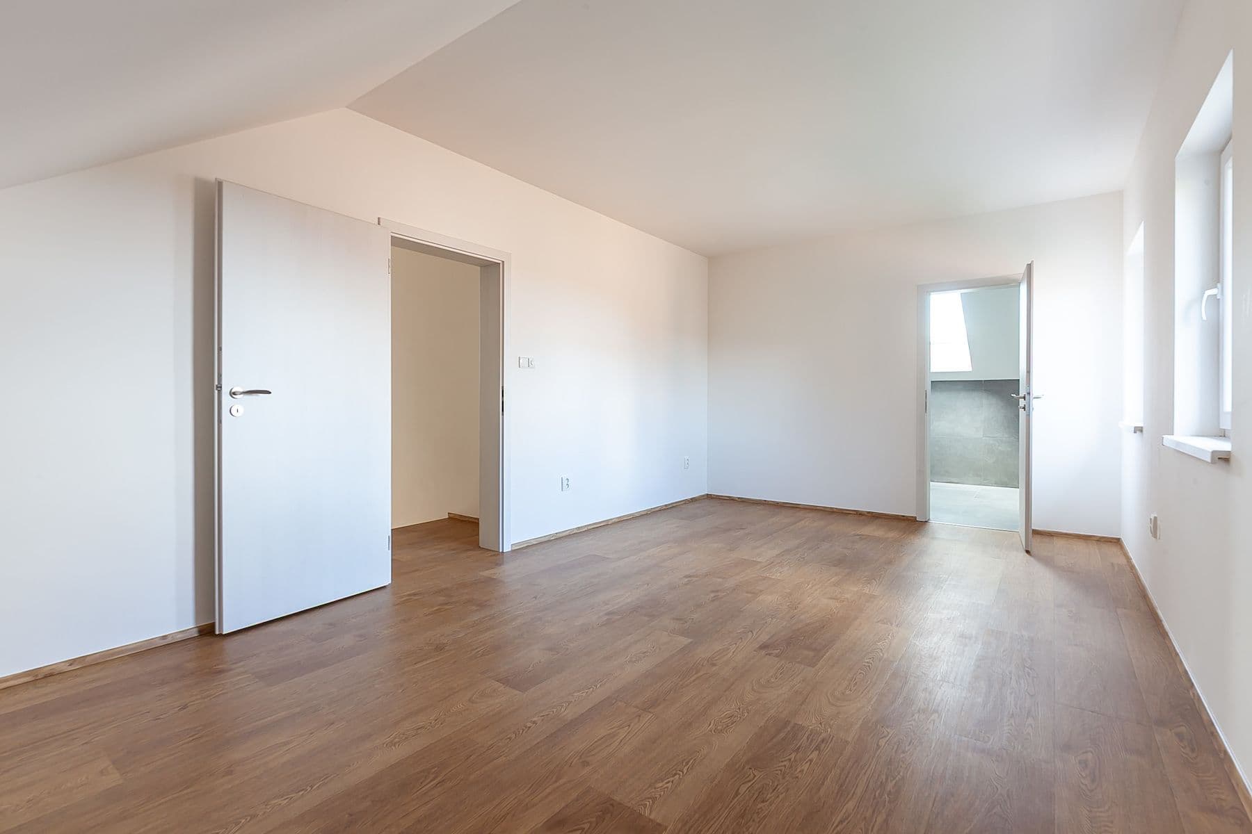 Predaj domu 206 m², pozemek 601 m², U Topolu, Stochov, Středočeský kraj Predaj domu 206 m², pozemek 601 m², U Topolu, Stochov, Středočeský kraj