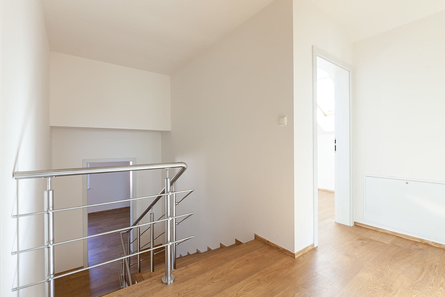 Predaj domu 206 m², pozemek 601 m², U Topolu, Stochov, Středočeský kraj Predaj domu 206 m², pozemek 601 m², U Topolu, Stochov, Středočeský kraj