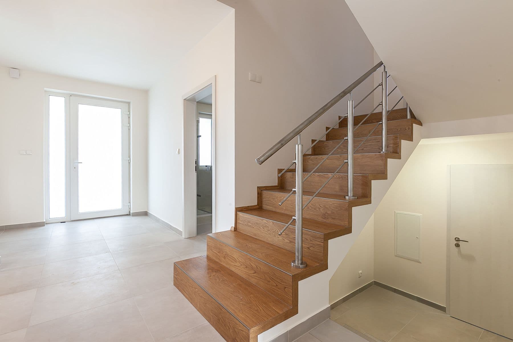 Predaj domu 206 m², pozemek 601 m², U Topolu, Stochov, Středočeský kraj Predaj domu 206 m², pozemek 601 m², U Topolu, Stochov, Středočeský kraj