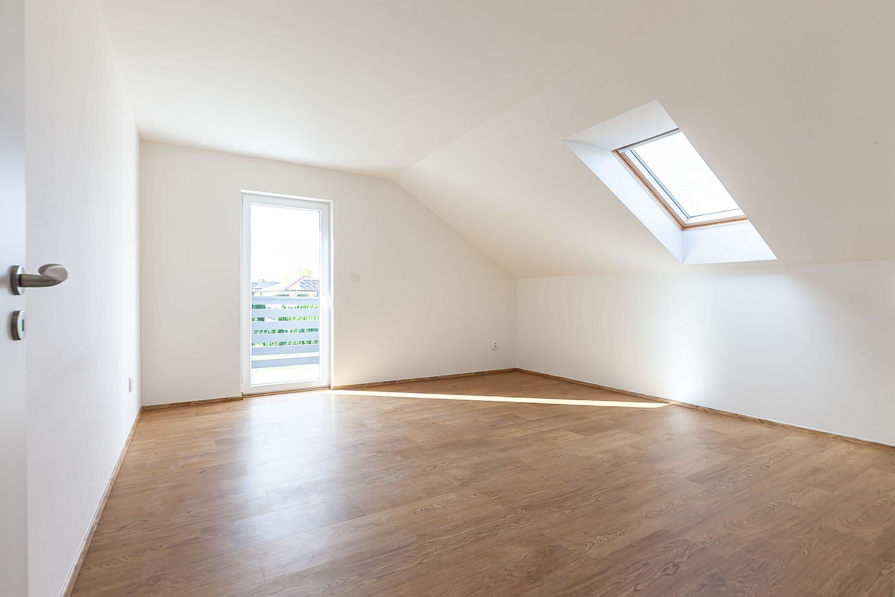 Predaj domu 206 m², pozemek 601 m², U Topolu, Stochov, Středočeský kraj Predaj domu 206 m², pozemek 601 m², U Topolu, Stochov, Středočeský kraj