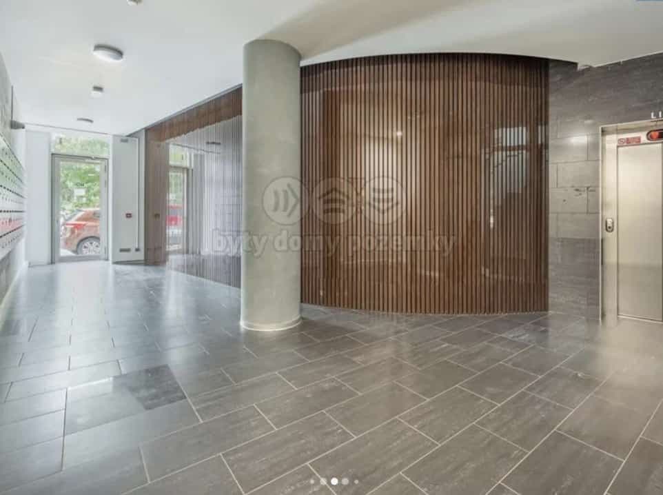 Prenájom bytu Garsoniéra 21 m², Suchdolské náměstí, Praha, Praha Prenájom bytu Garsoniéra 21 m², Suchdolské náměstí, Praha, Praha