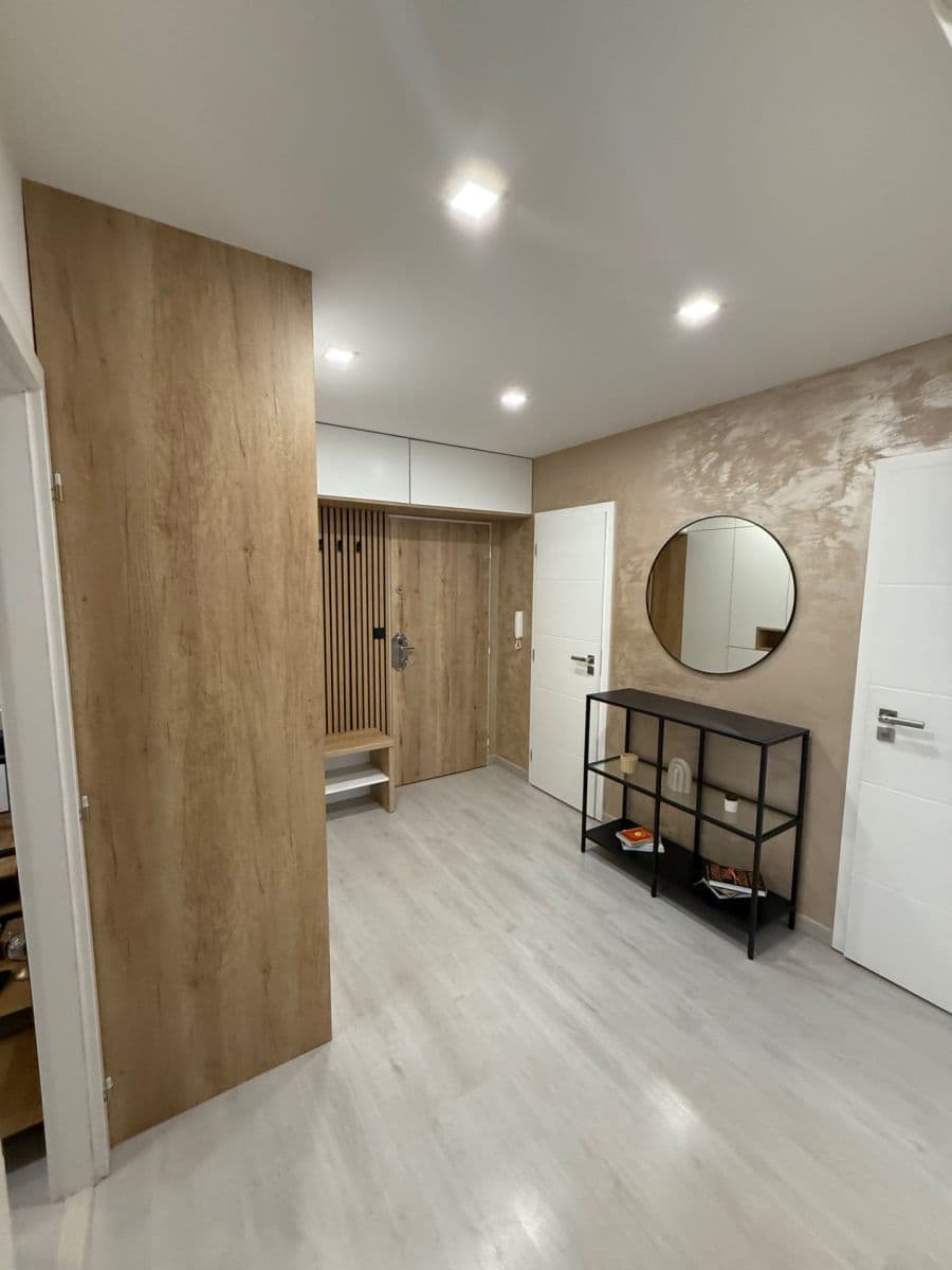 Predaj bytu 3-izbový 66 m², Výškovická, Ostrava, Moravskoslezský kraj Predaj bytu 3-izbový 66 m², Výškovická, Ostrava, Moravskoslezský kraj