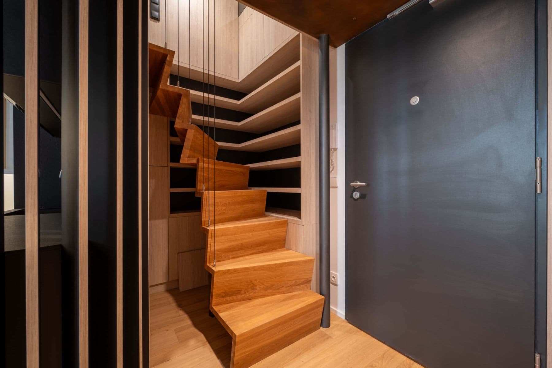 Prenájom bytu 1-izbový 53 m², Tusarova, Praha, Praha Prenájom bytu 1-izbový 53 m², Tusarova, Praha, Praha