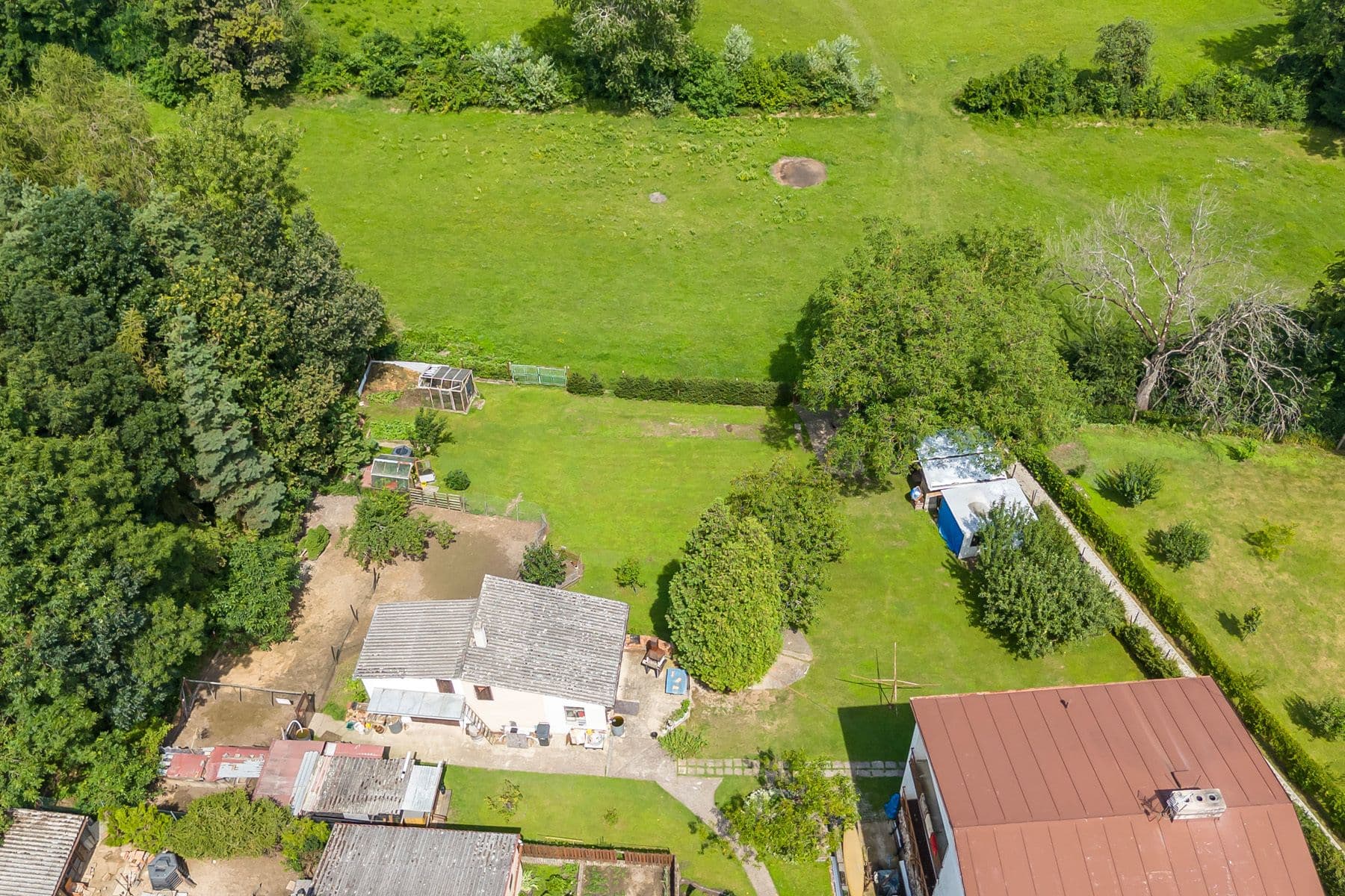 Predaj pozemku 886 m², K Dálnici, Panenské Břežany, Středočeský kraj Predaj pozemku 886 m², K Dálnici, Panenské Břežany, Středočeský kraj