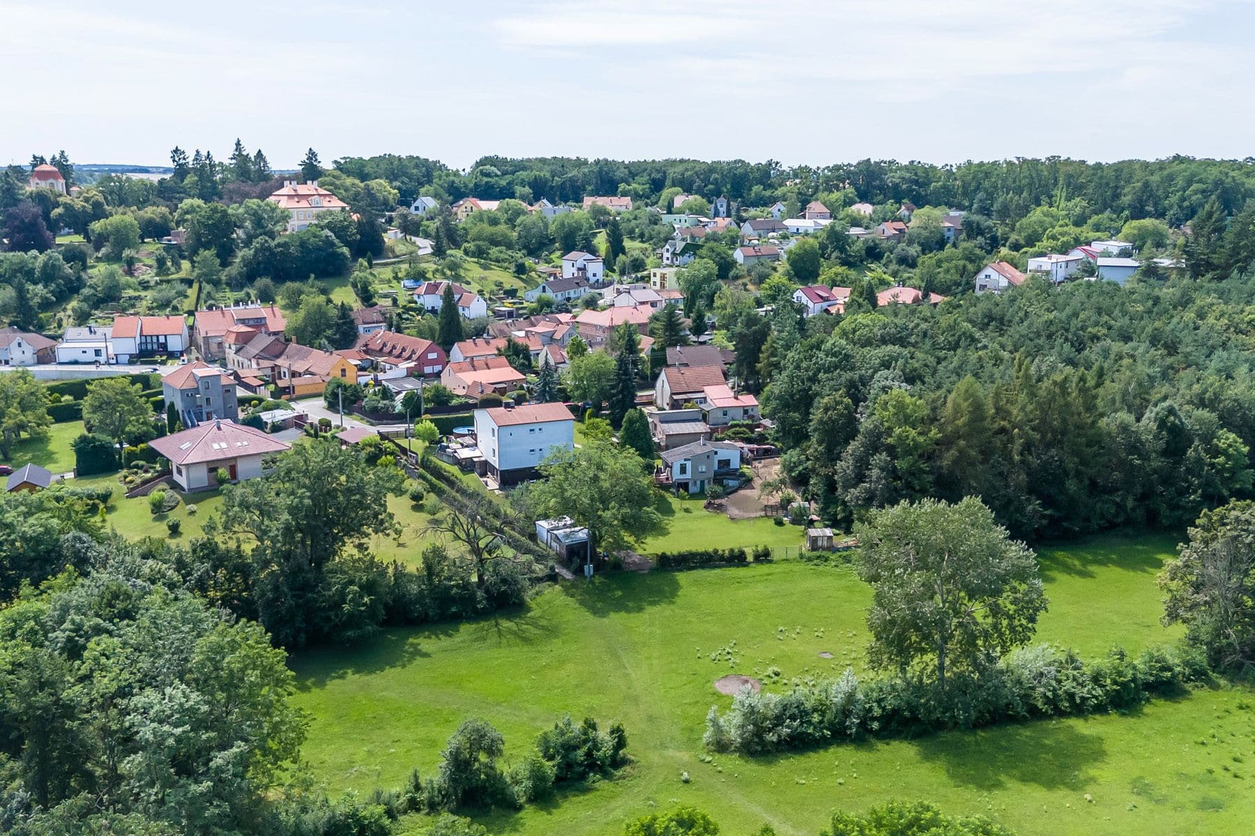 Predaj pozemku 886 m², K Dálnici, Panenské Břežany, Středočeský kraj Predaj pozemku 886 m², K Dálnici, Panenské Břežany, Středočeský kraj