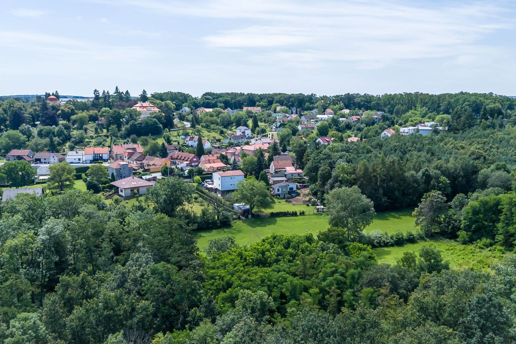 Predaj pozemku 886 m², K Dálnici, Panenské Břežany, Středočeský kraj Predaj pozemku 886 m², K Dálnici, Panenské Břežany, Středočeský kraj