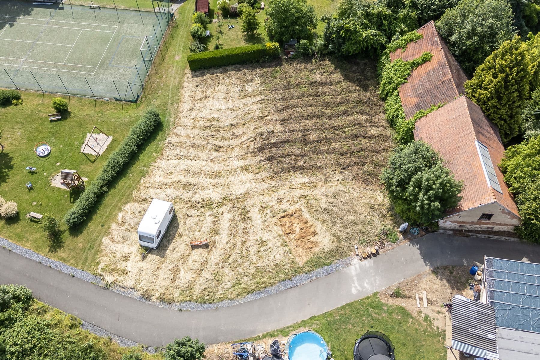 Predaj pozemku 1.175 m², Stranný, Středočeský kraj Predaj pozemku 1.175 m², Stranný, Středočeský kraj