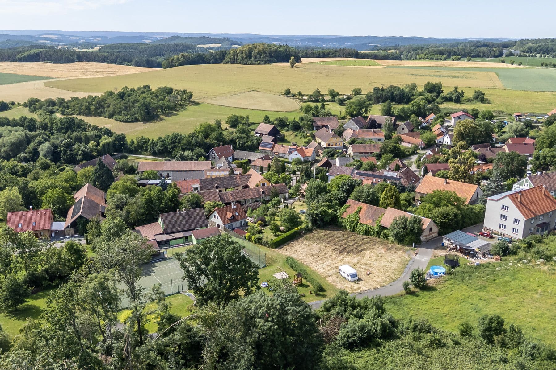 Predaj pozemku 1.175 m², Stranný, Středočeský kraj Predaj pozemku 1.175 m², Stranný, Středočeský kraj
