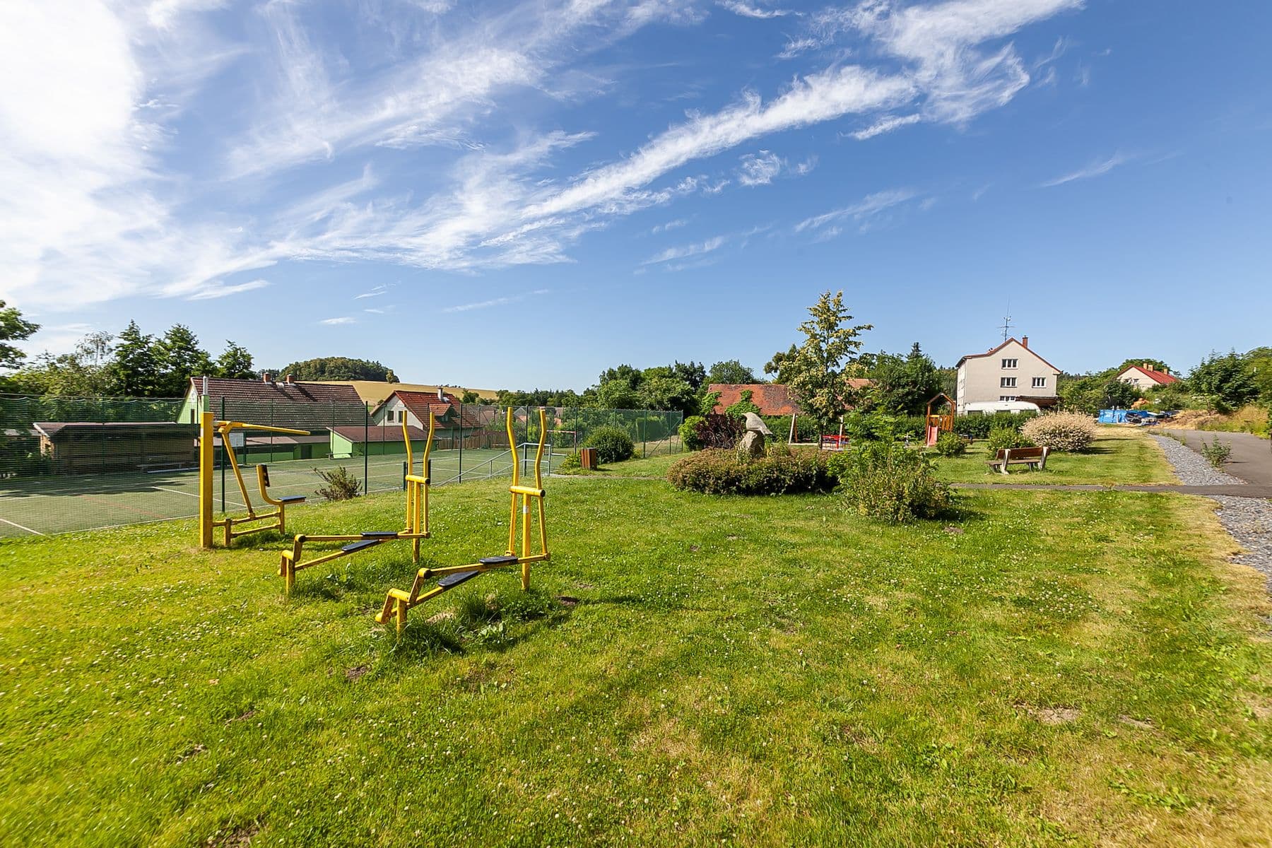 Predaj pozemku 1.175 m², Stranný, Středočeský kraj Predaj pozemku 1.175 m², Stranný, Středočeský kraj