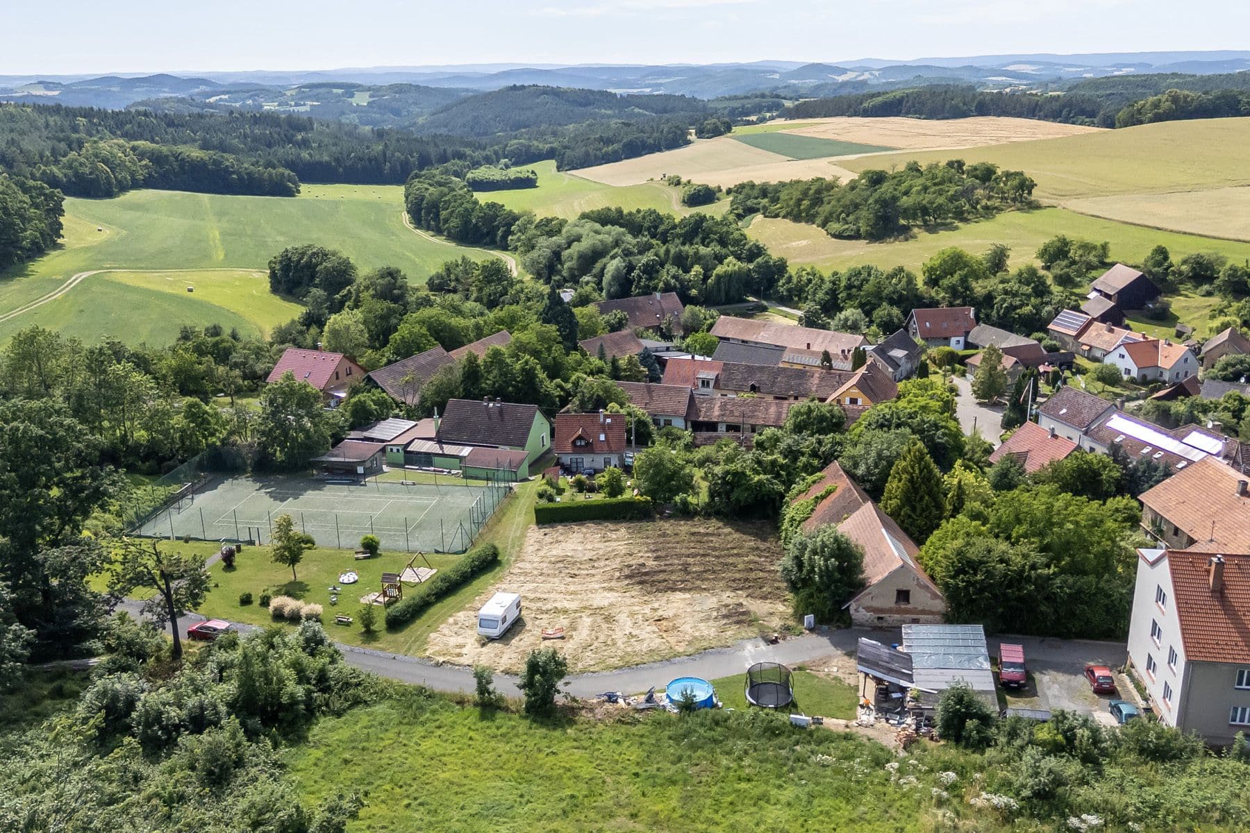 Predaj pozemku 1.175 m², Stranný, Středočeský kraj Predaj pozemku 1.175 m², Stranný, Středočeský kraj