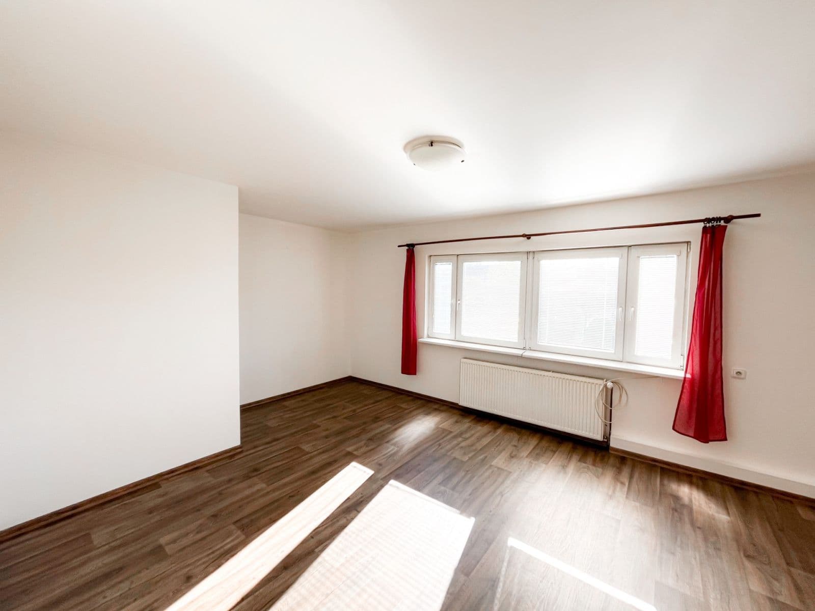 Predaj bytu 2-izbový 64 m², Smetanova, Pardubice, Pardubický kraj Predaj bytu 2-izbový 64 m², Smetanova, Pardubice, Pardubický kraj