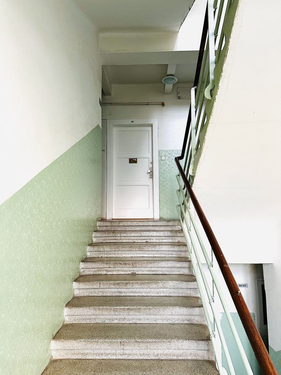 Prenájom bytu 1-izbový 30 m², Přípotoční, Praha, Praha Prenájom bytu 1-izbový 30 m², Přípotoční, Praha, Praha