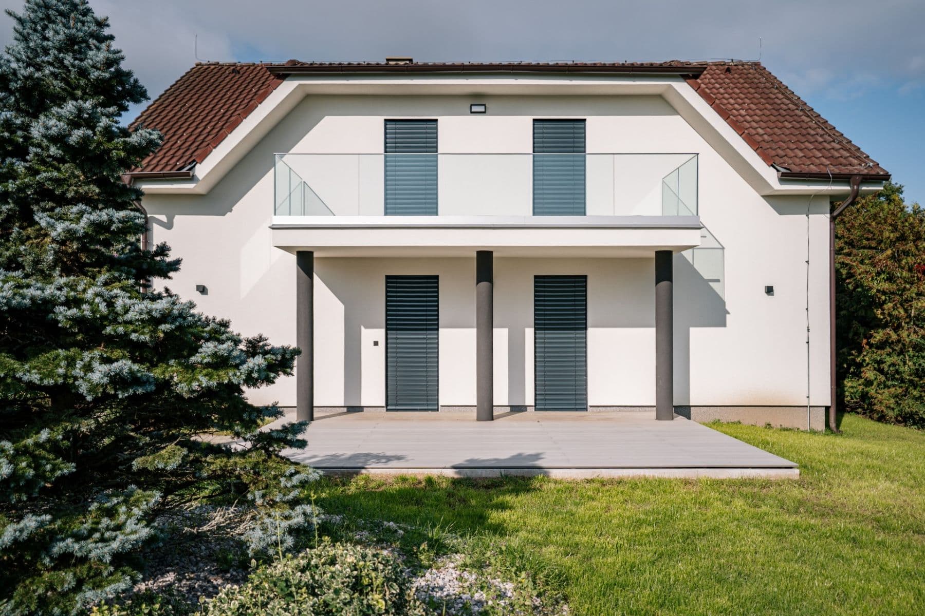 Predaj domu 150 m², pozemek 1.205 m², Na Zálepech, Dolní Břežany, Středočeský kraj Predaj domu 150 m², pozemek 1.205 m², Na Zálepech, Dolní Břežany, Středočeský kraj